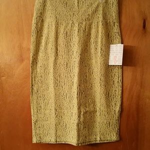 Lulatoe Cassie size S NWT